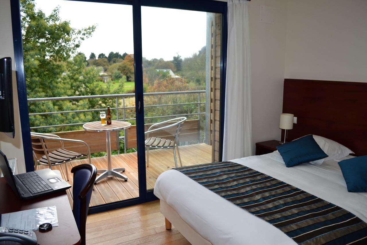 Hotel Le Trecelin Фреел Екстериор снимка